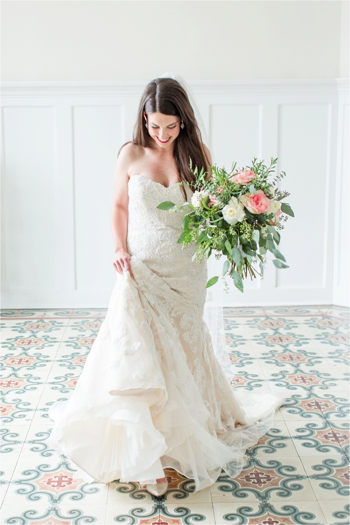 Bridal Portraits at the Pillars in Mobile, Alabama | Dragonfly ...